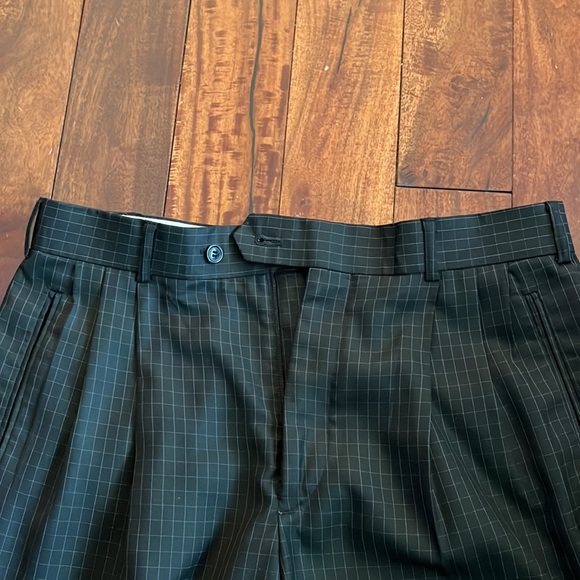 Gianni Vironi Suit - Picture 10 of 10